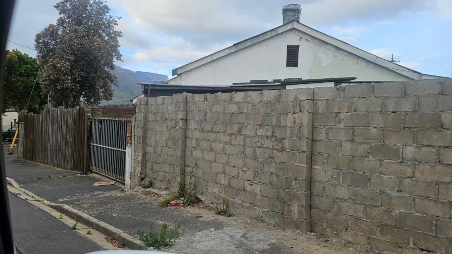 3 Bedroom Property for Sale in Maitland Western Cape